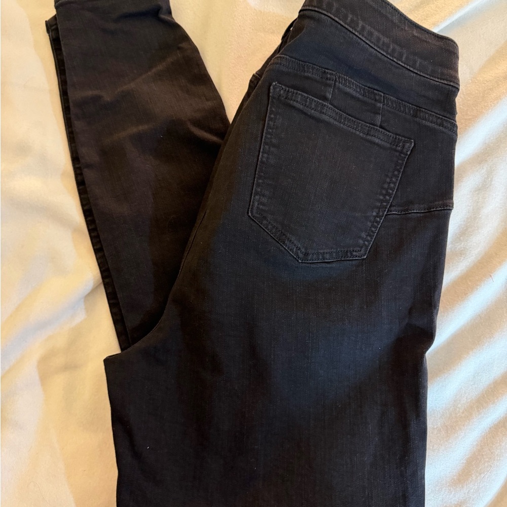 Torrid Skinny, Distressed Jeans - Picture 3 of 3